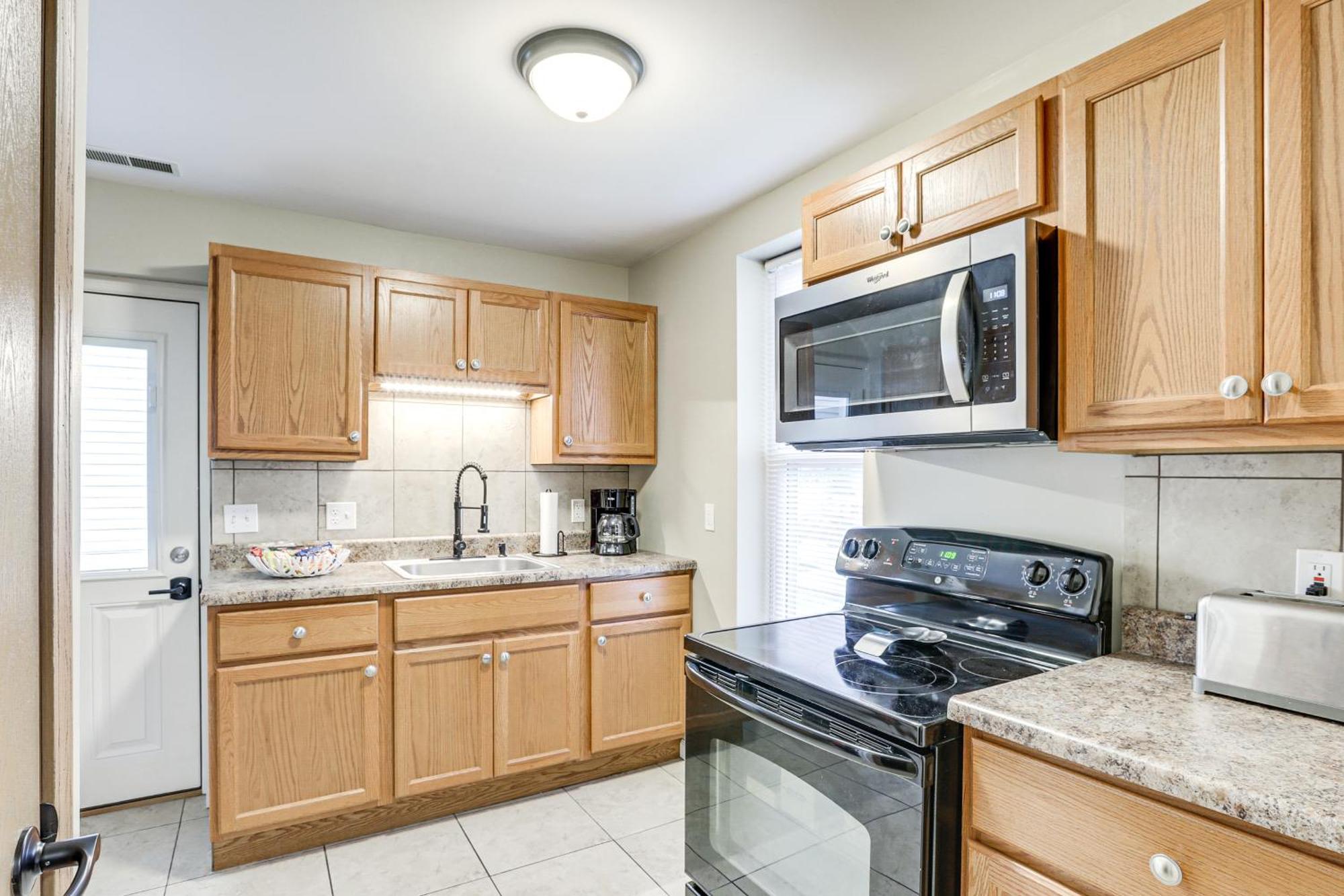 Pet-Friendly Pacific Cottage Near Purina Farms! Eksteriør billede